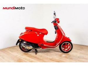 VESPA PRIMAVERA 125 RED - 2024
