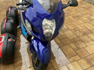 SUZUKI GSX-R 1300 HAYABUSA