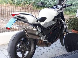 MV AGUSTA BRUTALE 990 - 2011