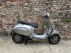 PIAGGIO VESPA ELETTRICA 70 WHEEL-HUB ENGINE EURO 5 100 CC
