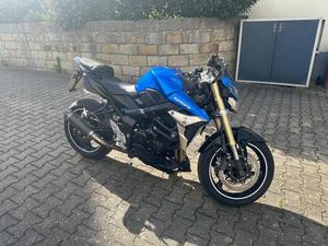 SUZUKI GSR 750 A