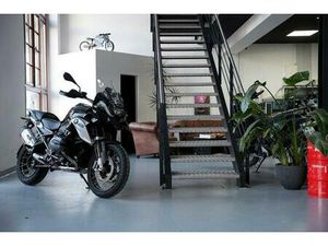 BMW R1200GS LC | TRIPLE BLACK | ESA |