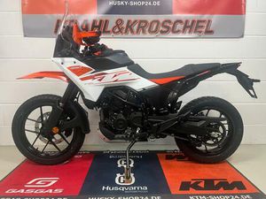 KTM 390 ADVENTURE X WEIß MOD.2025 NEUFAHRZEUG