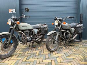 2 STUCK HONDA CB 250 ARMY MILITAIR