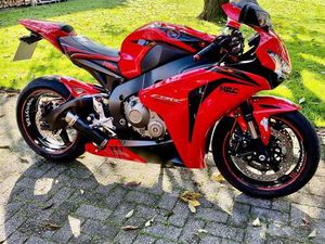 HONDA CBR 1000 RR FIREBLADE SC 59