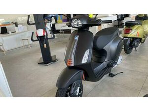 VENDO VESPA SPRINT 125 S (2023 - 25) NUOVA A SAN MARTINO SICCOMARIO (CODICE 9501980) - MOTO.IT