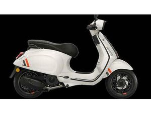 VENDO VESPA SPRINT 125 S (2023 - 25) NUOVA A RAVENNA (CODICE 9670657) - MOTO.IT