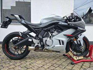 675SR-R - 2025 - TOPCONDITIE* INCL SPORTUITLAAT!