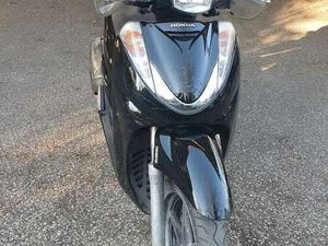 HONDA SH 300 NERO