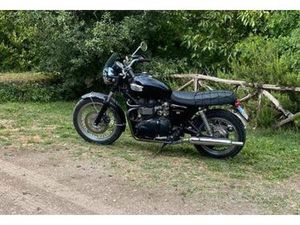 TRIUMPH BONNEVILLE BLACK - 865 CC - 36.000 KM