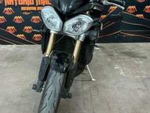 TRIUMPH SPEED TRIPLE 1050 2011