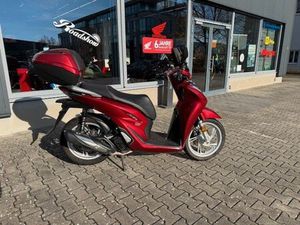 HONDA SH 150 INKL. TOP CASE