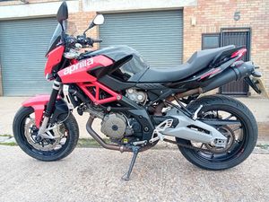 2011 APRILIA SHIVER SL 750 SHIVER A VENDRE