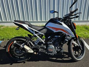 2021 KTM DUKE