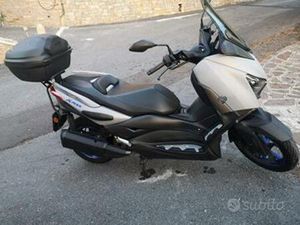 YAMAHA X-MAX 300 - 2021