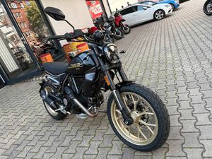 DUCATI SCRAMBLER 800 FULL THROTTLE / SOFORT VERFÜGBAR!