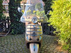 VESPA LX50 - OPKNAPPER VOOR DE HANDIGE HARRY! — SCOOTERS | VESPA — MARKTPLAATS