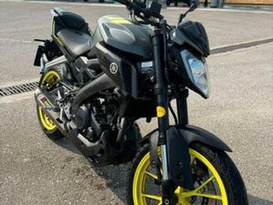 YAMAHA - MT 125