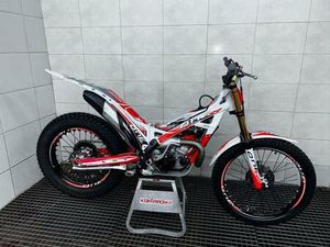 TRS MOTORCYCLES - ONE