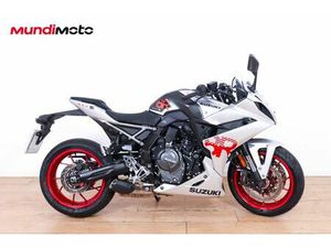 SUZUKI GSX-8R - MUNDIMOTO