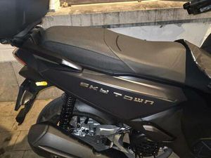 ② KYMCO SKYTOWN 125 CC NOVEMBRE 2024