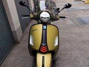 PIAGGIO VESPA 300 GTS HPE - 2025