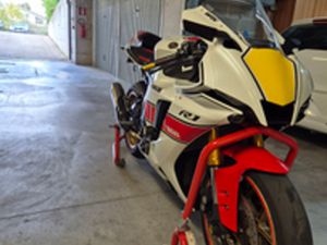 R1 60TH ANNIVERSARIO