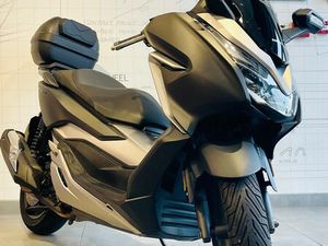 HONDA FORZA 300 | SCOOTER USADA PREÇO € 3.600,00 - P39332 LOMBAS E CURVAS
