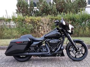 HARLEY DAVIDSON STREET GLIDE ☆ 2019 10.124 KM ☆ ALL BLACK M8 ROAD