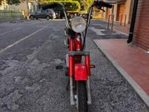 SI PIAGGIO ROSSO MOTORINO A PEDALI