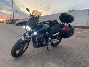 HONDA HORNET 919 - CB900F - FIREBLADE ENGINE - ROAD WARRIOR