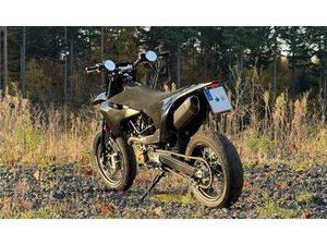 „BLACK CARBON HUSKY“ | HUSQVARNA 701 2020‘ | KOMPLETTUMBAU - 7TKM