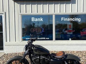 2018 HARLEY-DAVIDSON SPORTSTER 883 IRON