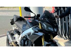 VENDO APRILIA TUONO V4 R APRC ABS (2013 - 15) USATA A PRATO (CODICE 9869516) - MOTO.IT