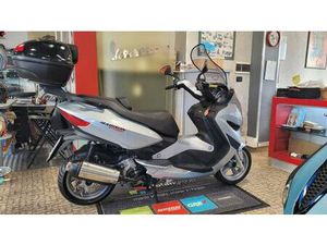 VENDO MALAGUTI MADISON 250 RS (2005 - 06) USATA A MONCALIERI (CODICE 9869040) - MOTO.IT