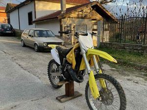 КРОСОВ МОТОР SUZUKI RM 125 ГР. ГАБРОВО ТЛЪЧНИЦИ