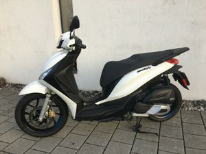 PIAGGIO MEDLEY 200 SPORT, SCOOTER, MODÈLE DÉMO, CHF 3'690.-