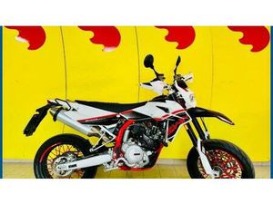 VENDO SWM SM 500 R (2021 - 24) USATA A BARI (CODICE 9861554) - MOTO.IT
