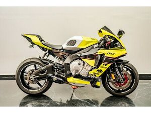 2016 YAMAHA MOTOR CORP., USA YZF-R1S
