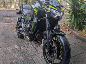 KAWASAKI Z650 DE 2020 (50 KW) CIDADE DA MAIA