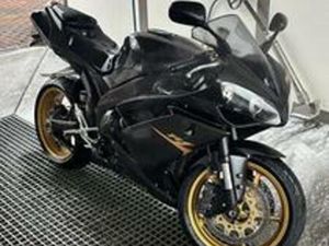 YAMAHA YZF R1 - 2009