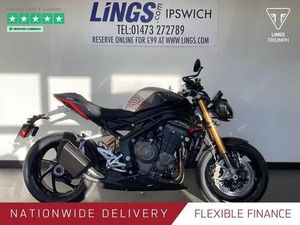 TRIUMPH SPEED TRIPLE 1200 RS