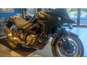 VENDO SUZUKI V-STROM 650XT (2021 - 25) USATA A GENOVA (CODICE 9813092) - MOTO.IT