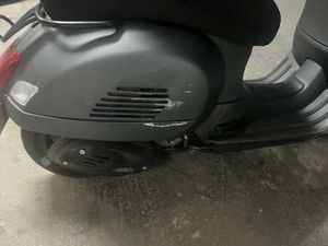 VESPA GTS SUPER SPORT 300