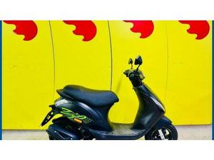 VENDO PIAGGIO ZIP 50 4T (2021 - 25) USATA A BARI (CODICE 9869038) - MOTO.IT