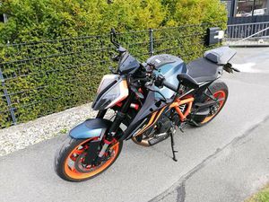 KTM 1290 SUPER DUKE R