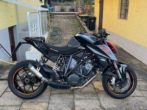 KTM 1290 SUPERDUKE R 2.0