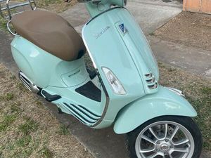 VESPA PRIMAVERA 50