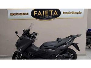 VENDO YAMAHA T-MAX 530 ABS (2015 - 17) USATA A ROMA (CODICE 9869460) - MOTO.IT