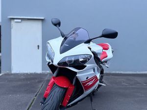 YAMAHA YZF R1 RN19